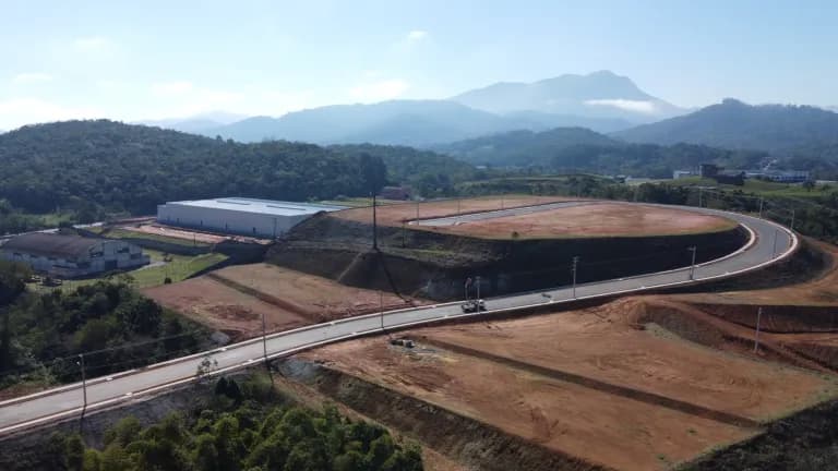 Terreno à venda, 1530m² na Rua Ricardo Georg no Itoupava Central, Blumenau
