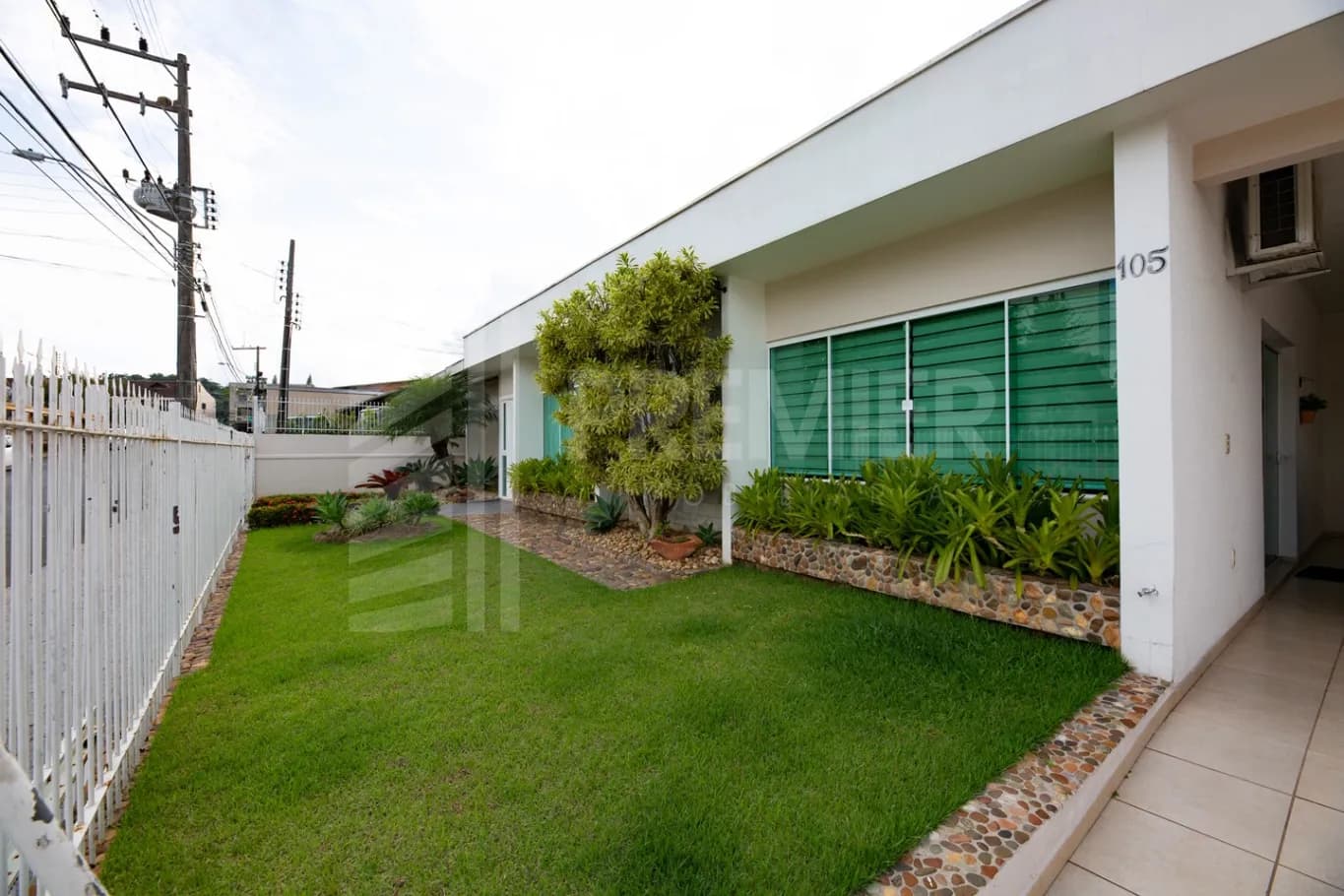 Casa à venda com 3 quartos, sendo 1 suíte, 3 vagas, 225m² na Sideropolis no Itoupava Norte, Blumenau