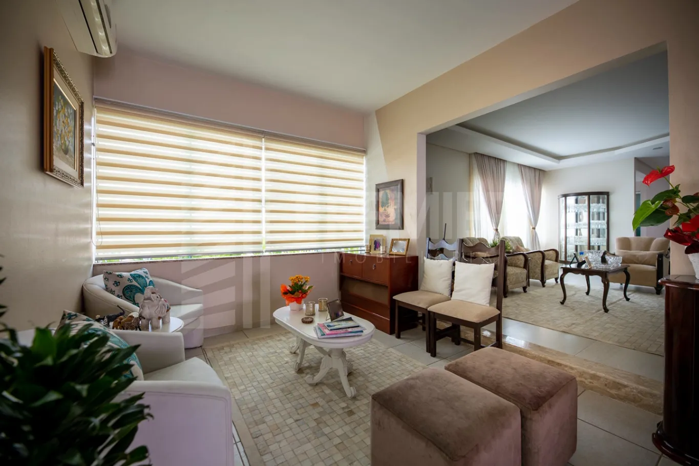 Casa à venda com 3 quartos, sendo 1 suíte, 3 vagas, 225m² na Sideropolis no Itoupava Norte, Blumenau