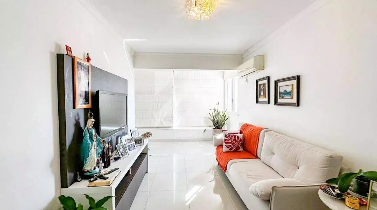 Apartamento à venda com 3 quartos, sendo 1 suíte, 2 vagas, 90m² na Rua Emma Schuhart no Tribess, Blumenau