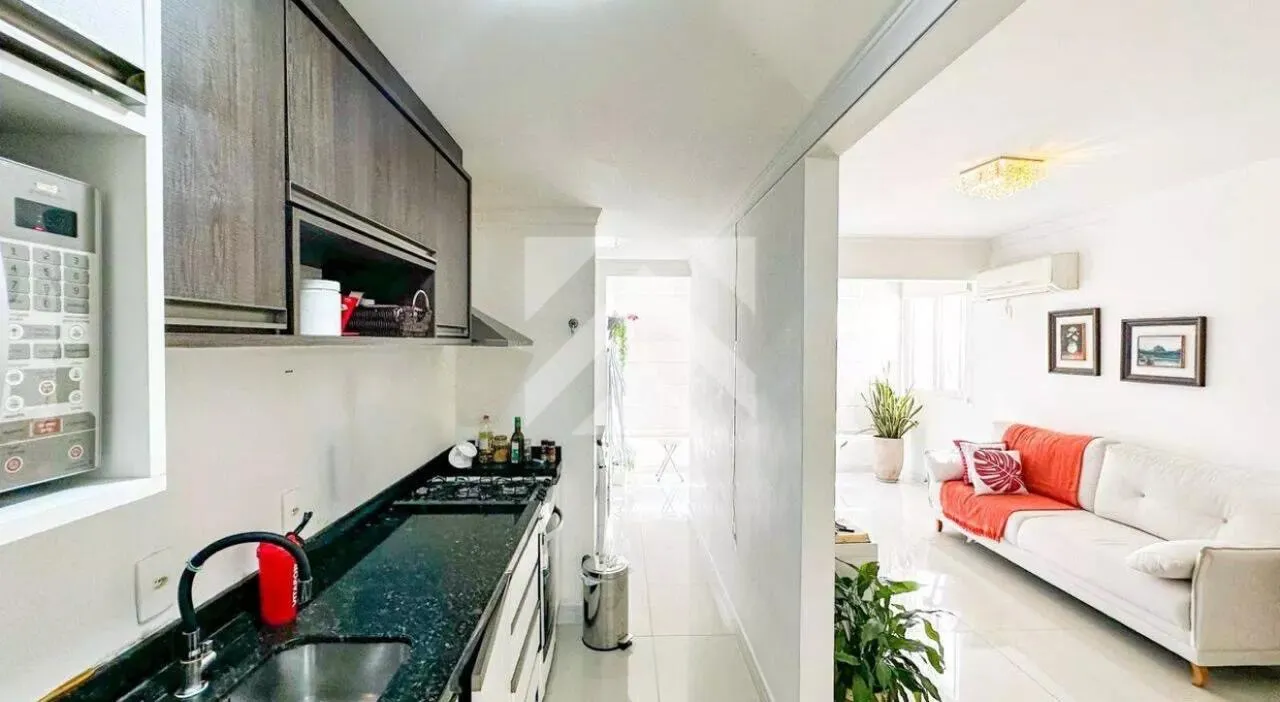 Apartamento à venda com 3 quartos, sendo 1 suíte, 2 vagas, 90m² na Rua Emma Schuhart no Tribess, Blumenau