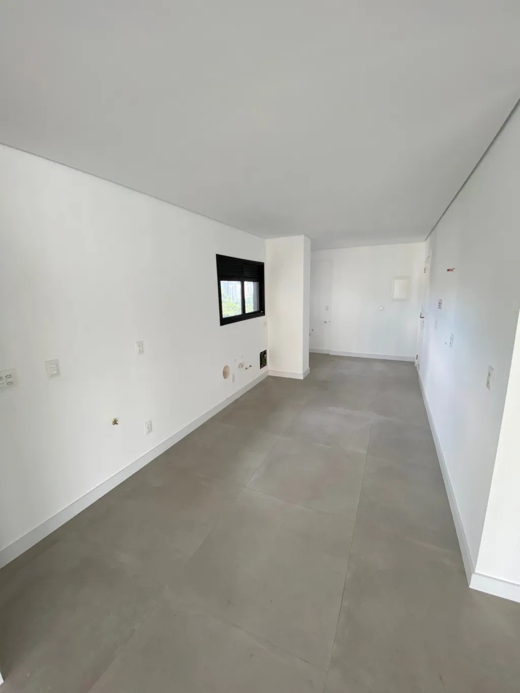 Apartamento à venda com 3 quartos, sendo 3 suítes, 3 vagas, 182m² na Rua Victor Konder no Victor Konder, Blumenau
