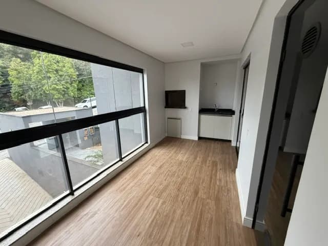 Apartamento à venda com 2 quartos, sendo 1 suíte, 2 vagas, 84m² na região do bairro Tribess, próximo à Rua Hermann Tribess, Blumenau